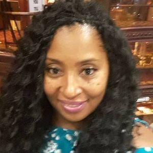 Meet your Posher, Regina